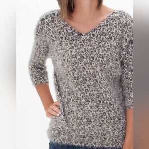 BKL CHEETAH SPARKLE SWEATER SZ M